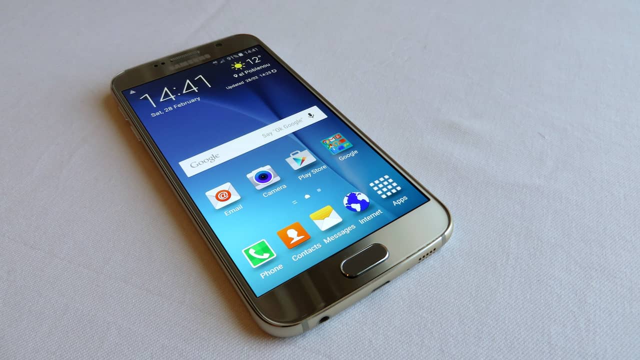 vuist Blind jeugd Samsung onthult Galaxy S6 van metaal en glas | Mobiel | NU.nl