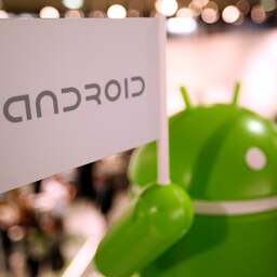 'Accu en data Android-telefoons sneller op door malafide reclame'