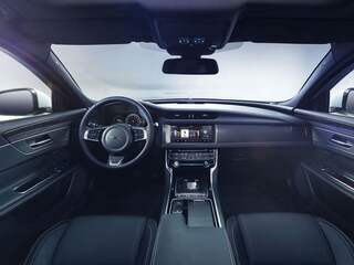 Jaguar XF interieur
