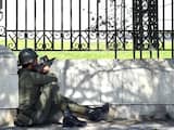 De Tunesische politie heeft vier verdachten gearresteerd in de zoektocht naar handlangers van de twee militanten die woensdag een aanval uitvoerden op het Bardomuseum in Tunis. 