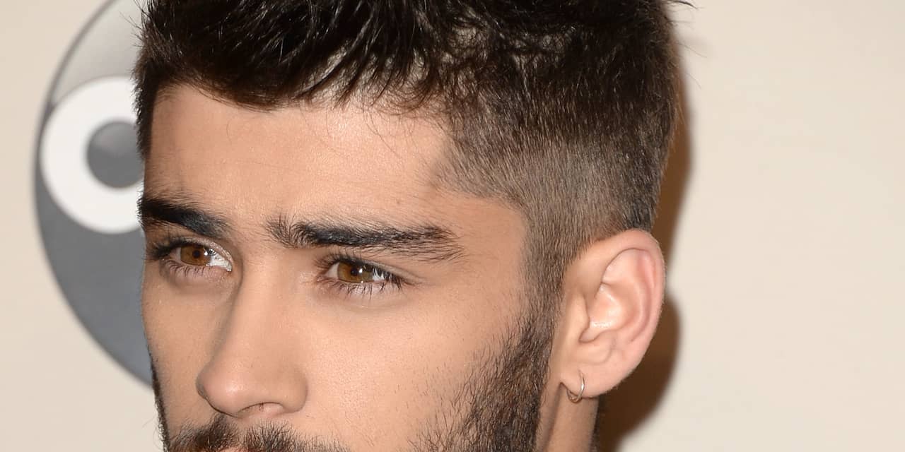 Voormalig One Direction-lid Zayn Malik verft zijn haren wit