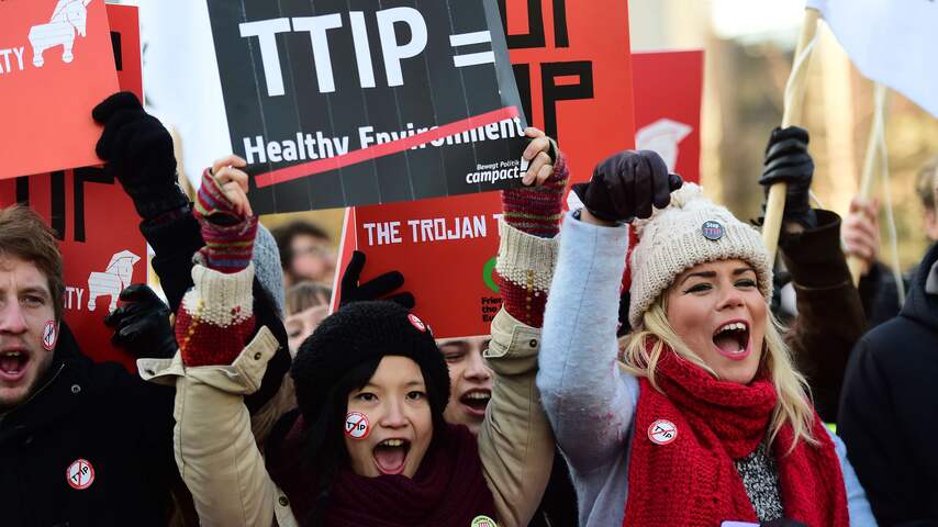 Protest tegen TTIP in Brussel