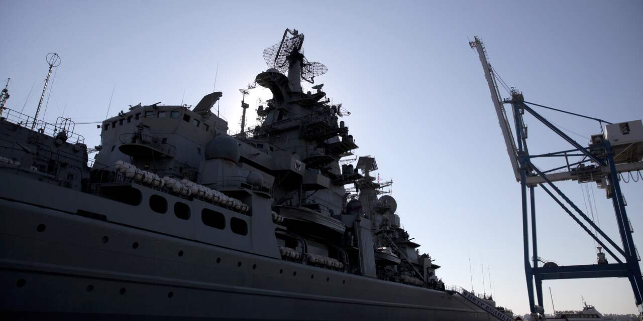 Britten monitoren Russische marineschepen in het Kanaal