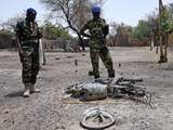 Nigeriaanse gendarmes in een dorp dat is aangevallen door terreurbeweging Boko Haram. 