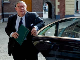 Oud-VVD-voorzitter Keizer verdacht van oplichting en valsheid in geschrifte