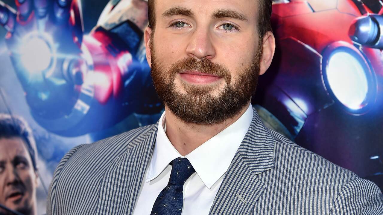 Chris Evans denkt dat Captain America nog maagd is | Achterklap | NU.nl