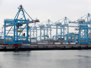 APM opent weer een van beide containerterminals in Rotterdam