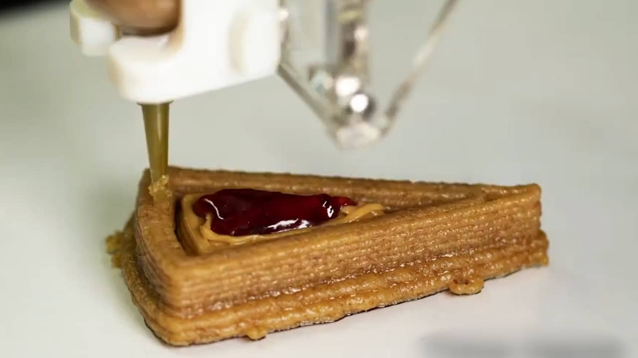 Beeld uit video: Onderzoekers bakken cheesecakes met 3D-printer