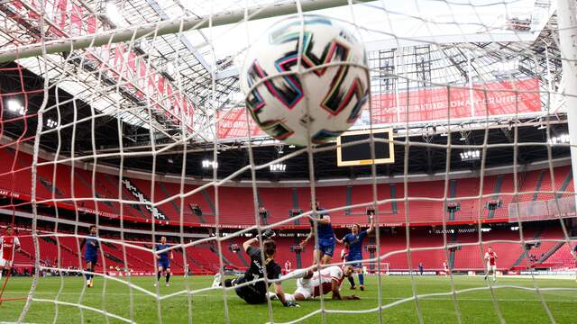 Sébastien Haller maakte de 0-2 voor Ajax.