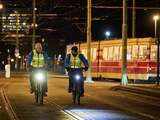 Auto rijdt tramtunnel bij Turfmarkt in, trambestuurder voorkomt ongeluk