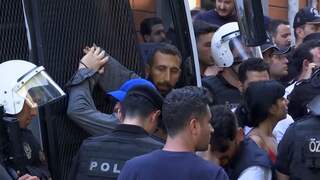 Tweehonderd arrestaties bij verboden Pride-optocht in Istanboel
