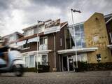 Eigenaar 'asielhotel' Albergen ziet af van verkoop, COA spant kort geding aan