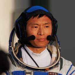 China brengt voor het eerst Chinese burger naar de ruimte