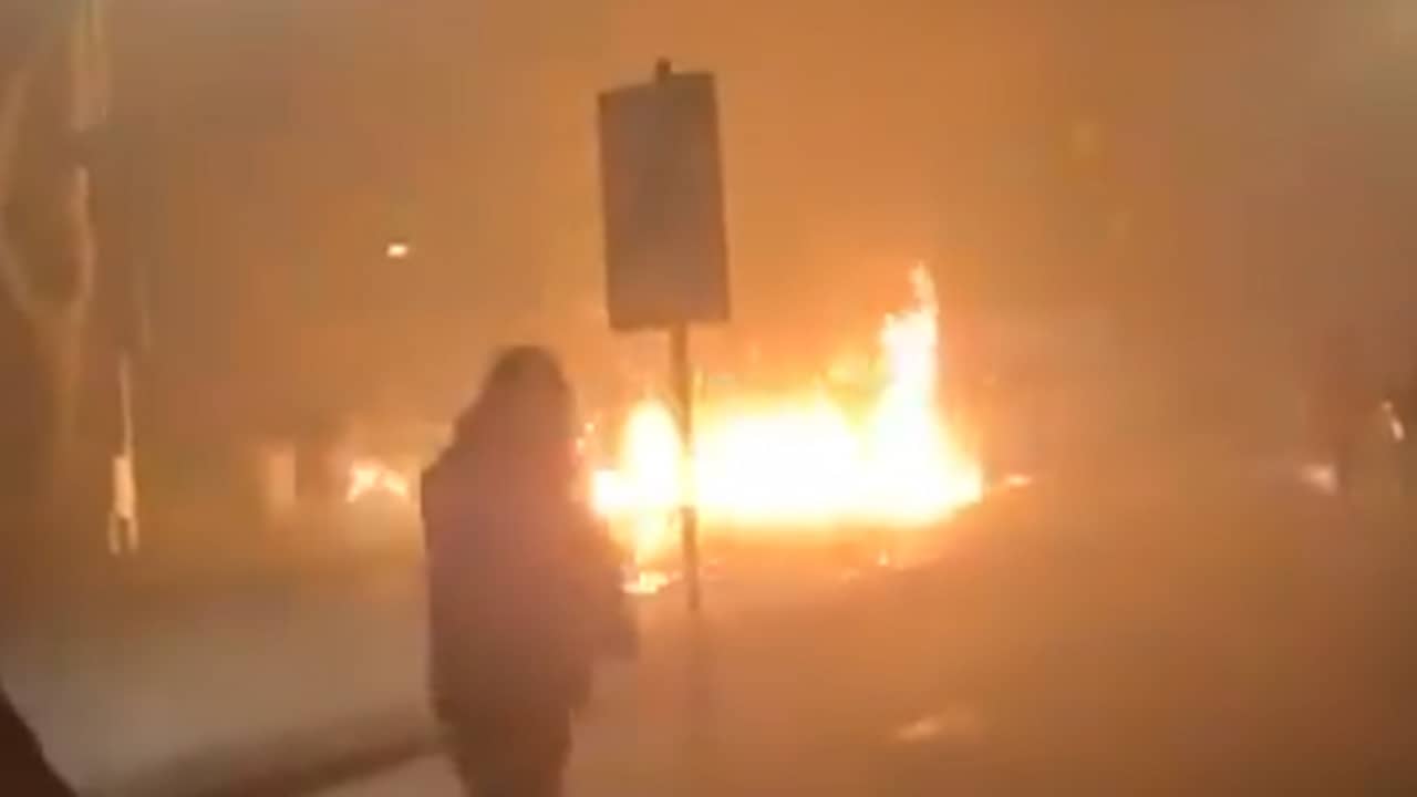Beeld uit video: Personen in brand na explosie in Rijswijk
