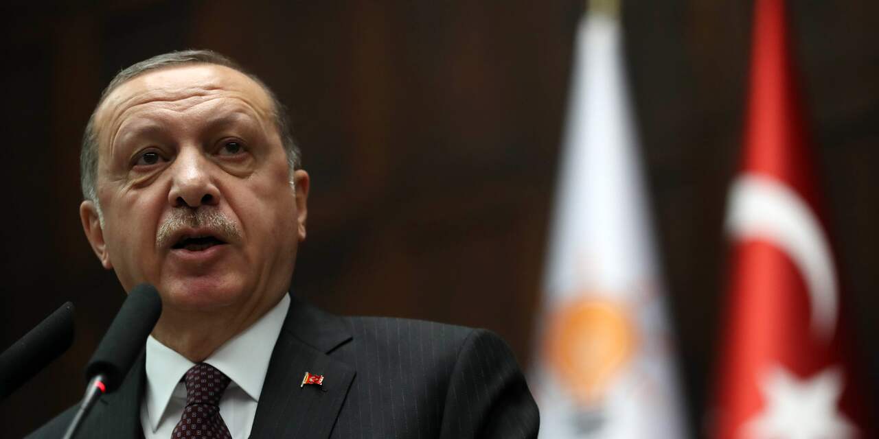 Meer dan 12 miljoen Turken krijgen cheque van regering vlak voor verkiezingen