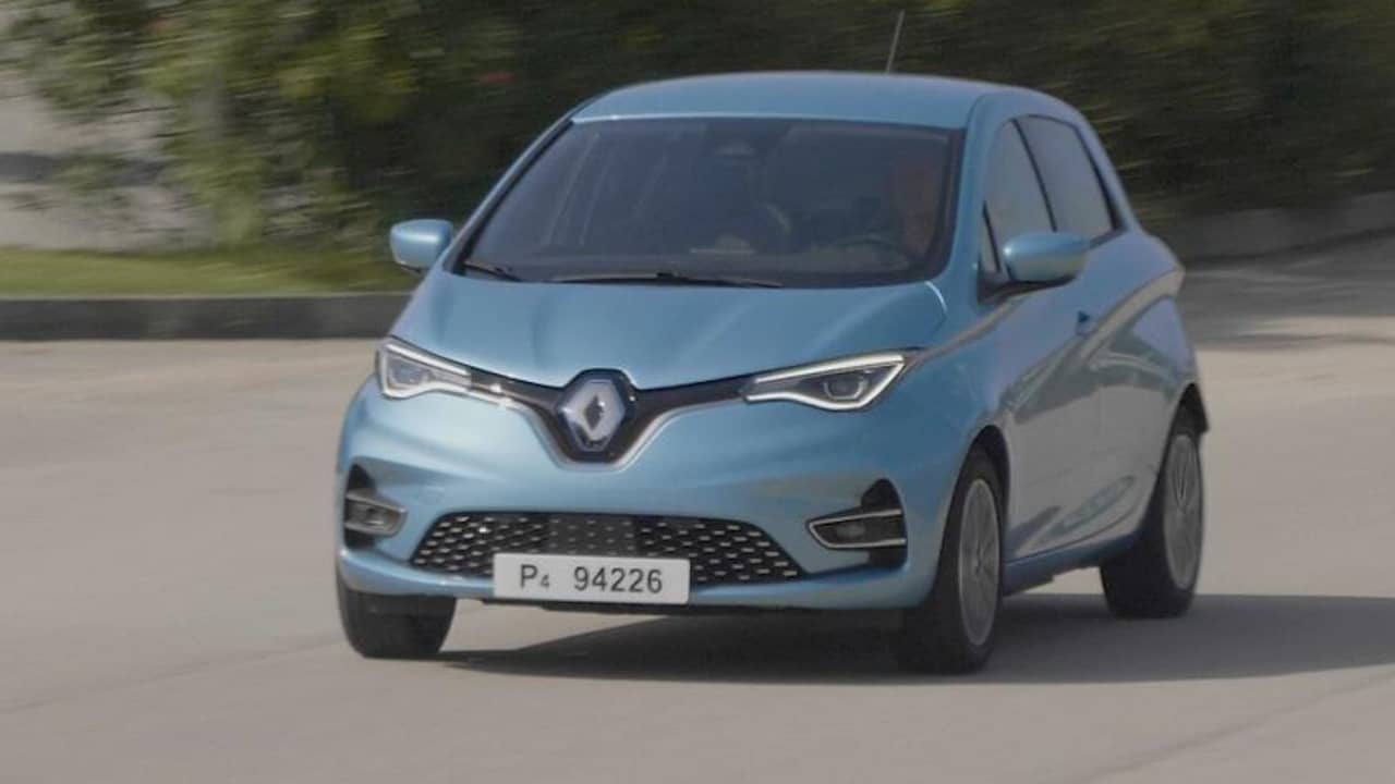 Renault Zoe Test >> First Driving Test Renault Zoe No Longer Has The Empire Renault Zoe Test >> First Driving Test Renault Zoe No Longer Has The Empire