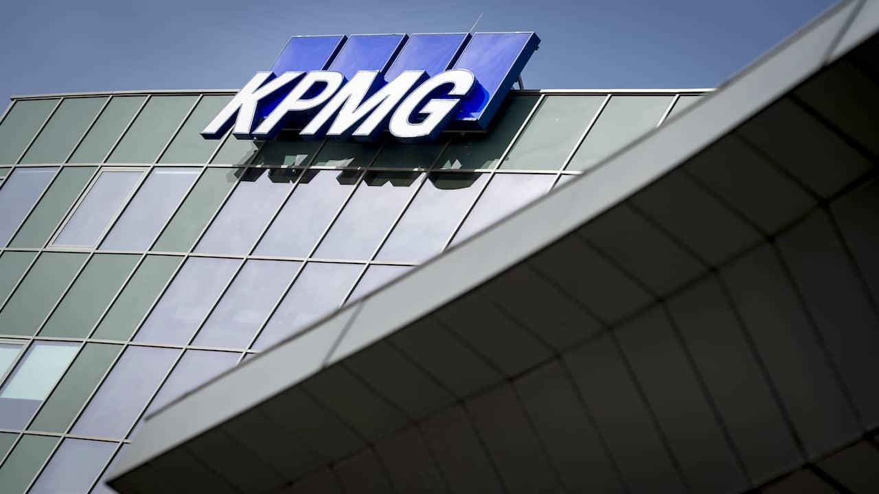 Centinaia di dipendenti KPMG hanno imbrogliato per superare la formazione obbligatoria |  Economia