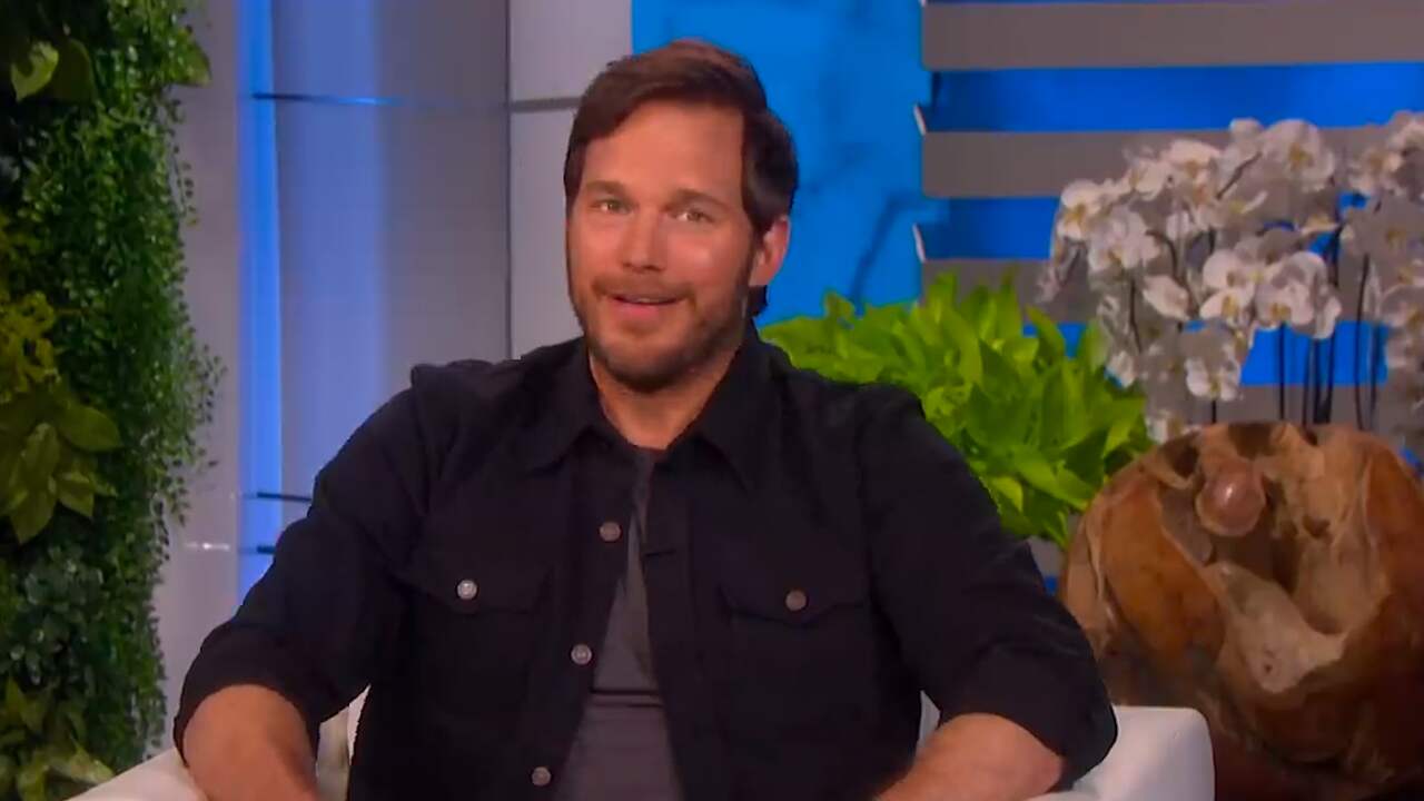Beeld uit video: Zoon (8) Chris Pratt kijkt films van vader: 'Ook die niet mogen'