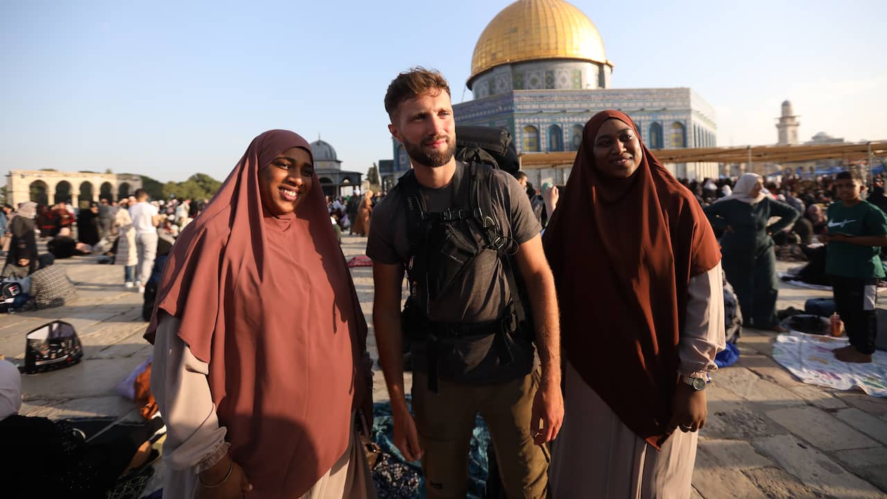 A French Muslim travels from France to Al Aqsa Mosque in Jerusalem |  Outstanding