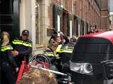 Boeren forceren deur provinciehuis Groningen tijdens stikstofprotest