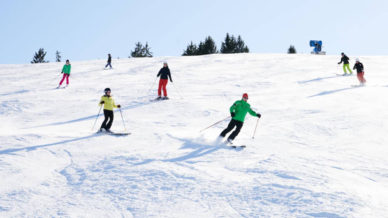 Winter sports enthusiasts are looking forward to a sunny week and a thick layer of snow at home and abroad
