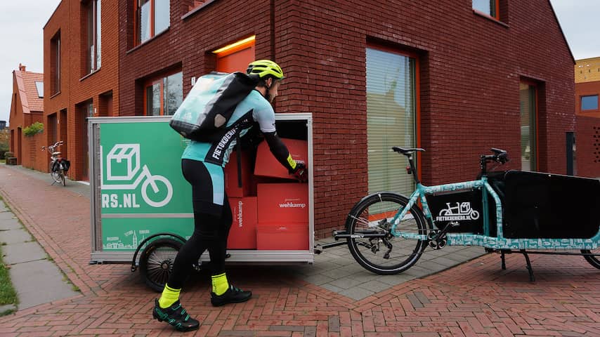 Wehkamp laat pakketten door fietskoeriers bezorgen