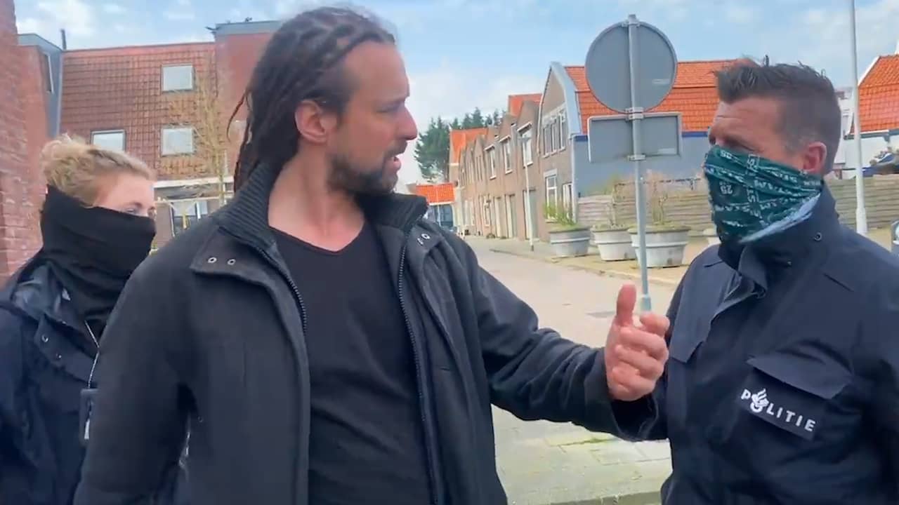 Beeld uit video: Bekijk de arrestatie van Viruswaarheid-voorman Willem Engel