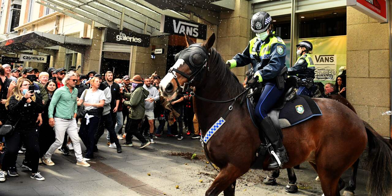 Antilockdownprotesten in Australië leiden tot botsingen met de politie