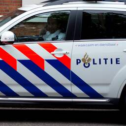 Twee doden en gewonde bij steekincident in Almelo, man schiet met kruisboog