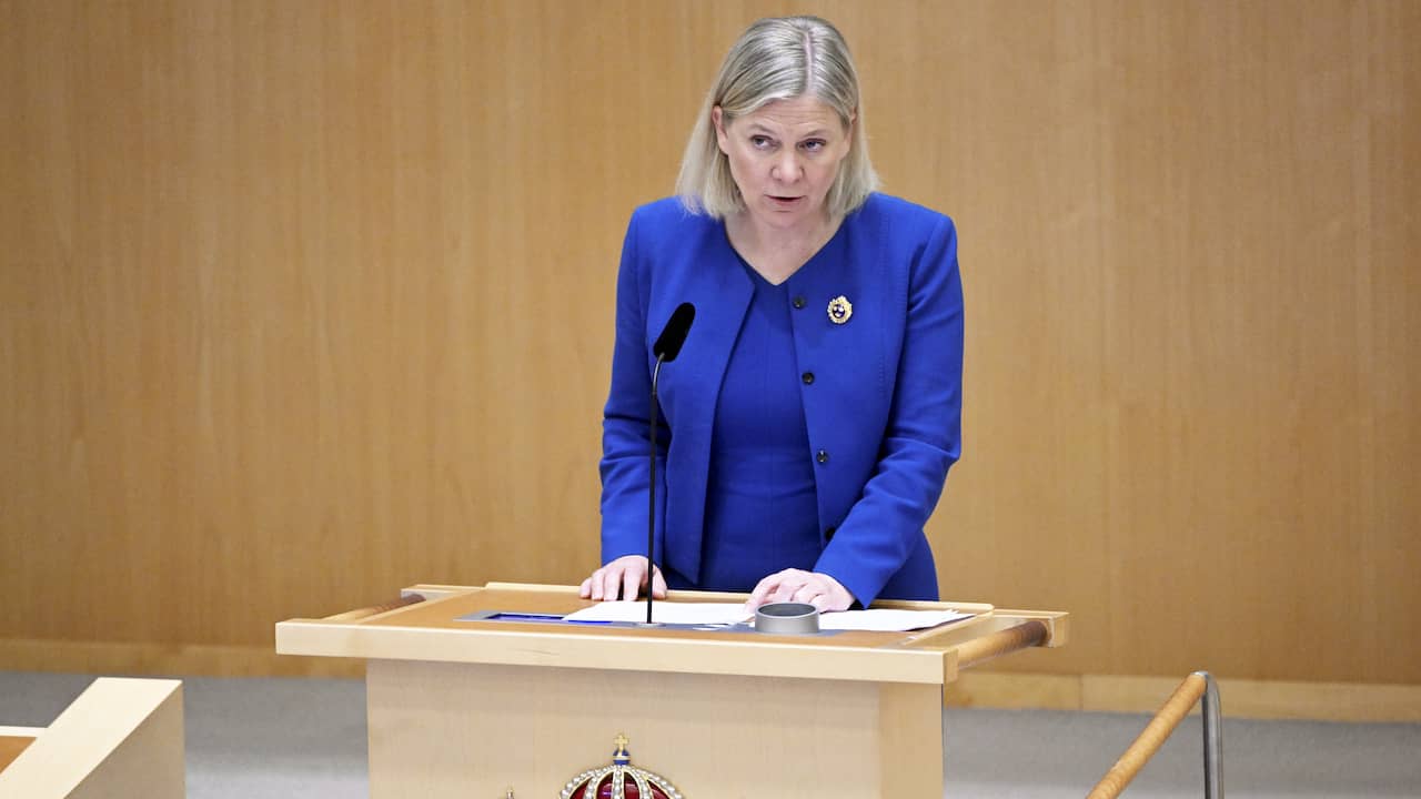 Den svenske regjeringen bestemmer seg for å be om permanent NATO-medlemskap |  NÅ