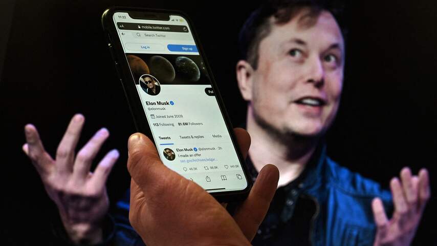 De deal is rond: Elon Musk koopt Twitter voor 44 miljard en ontslaat bedrijfstop