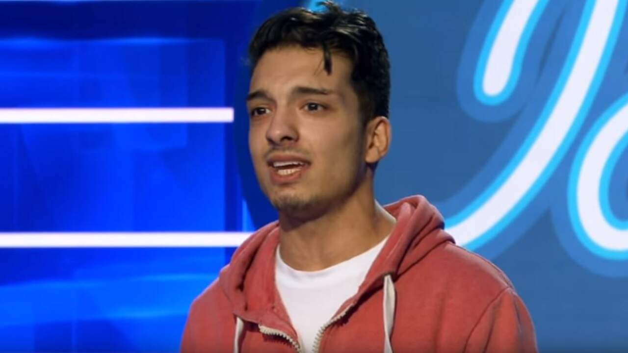 Mostafa is zes uur te laat bij auditie Idols