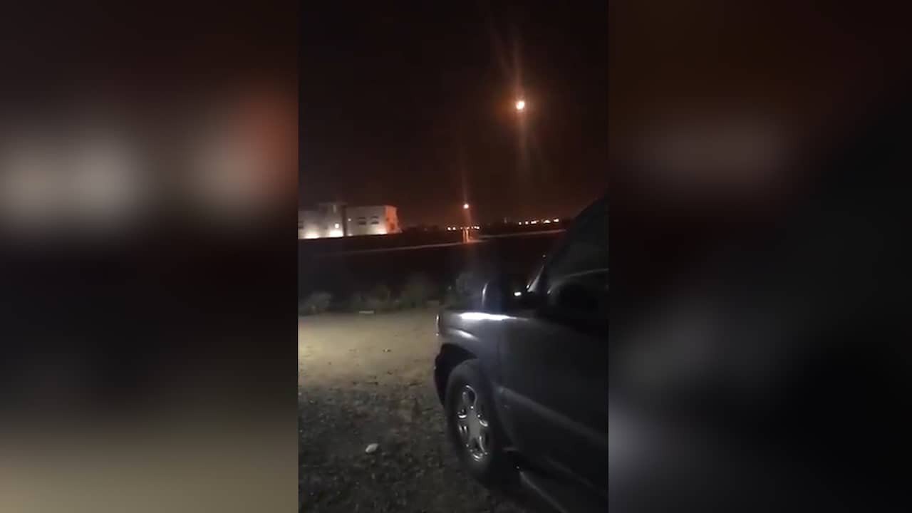 Beeld uit video: Luchtafweergeschut onderschept raket bij Saudische hoofdstad Riyad