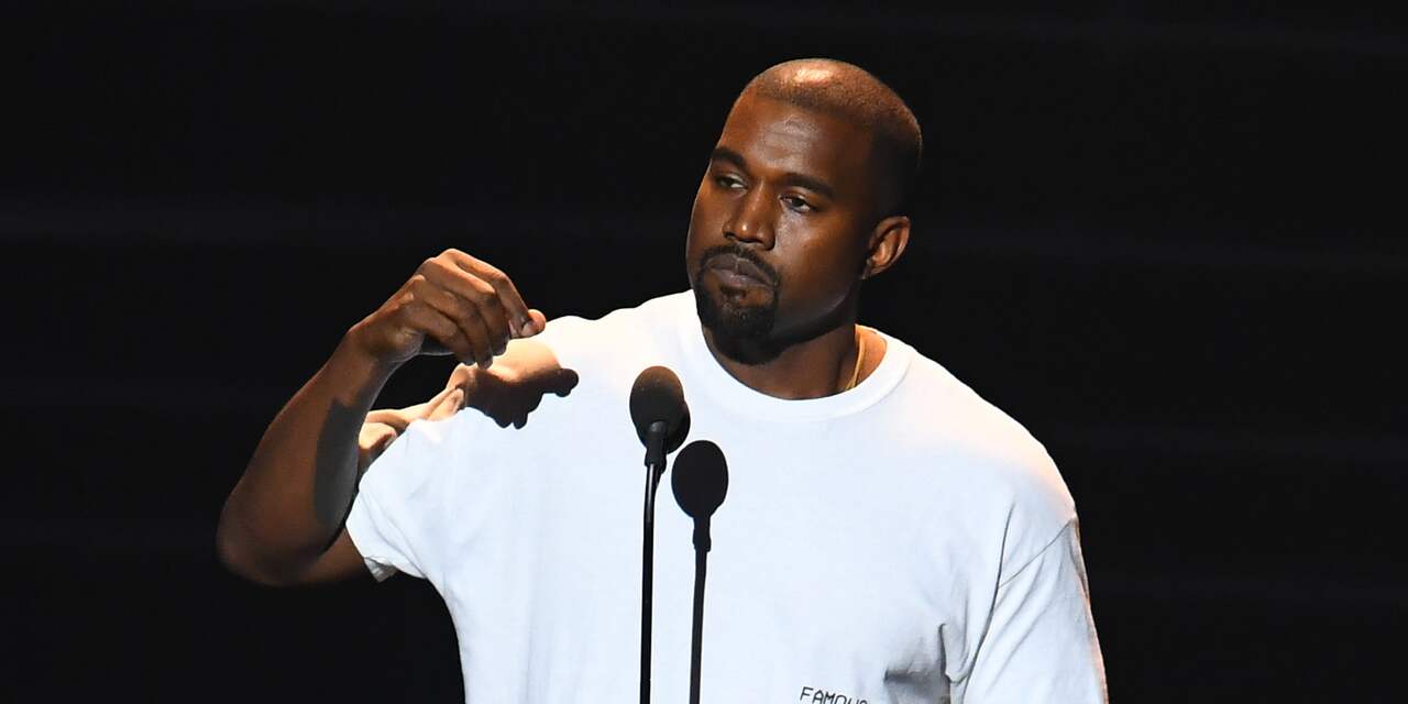 'Kanye West ontslaat groot deel van management'