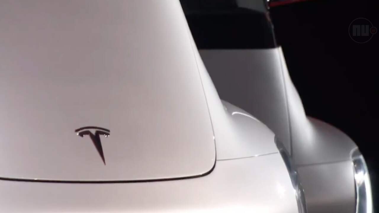 Beeld uit video: Zo ziet de vrachtwagen van Tesla eruit