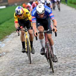 Liveblog | Van der Poel, Van Aert en Pogacar kleuren heerlijke E3 Prijs
