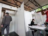 Ruim 200.000 uitnodigingen per dag: waarom het vaccineren nu zo snel gaat