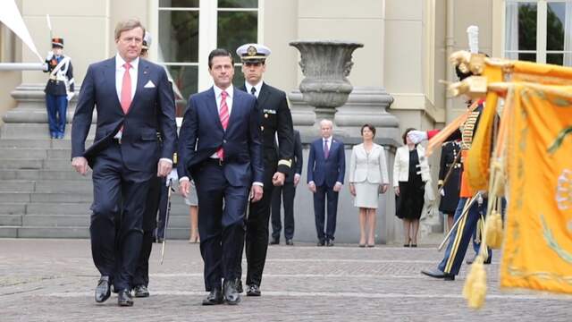 Koning ontvangt Mexicaanse president bij Paleis Noordeinde