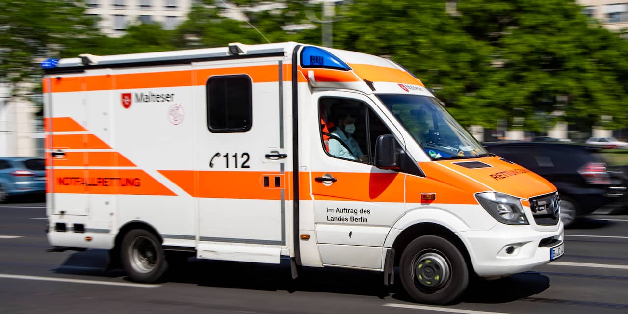 Vijf kinderen in Duitsland zwaargewond doordat springkussen de lucht in vliegt