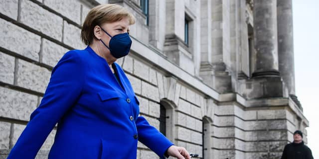 Merkel bezorgd over toename besmettingen in Duitsland | NU ...