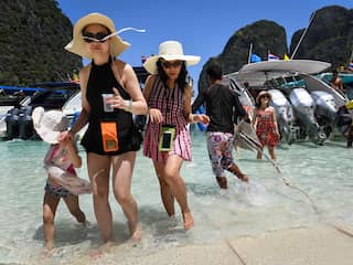 Toeristentrekpleister Maya Bay in Thailand voor onbepaalde tijd gesloten