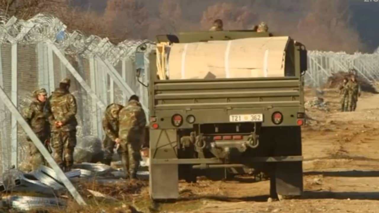 Macedonië verstevigt grenshek Griekenland