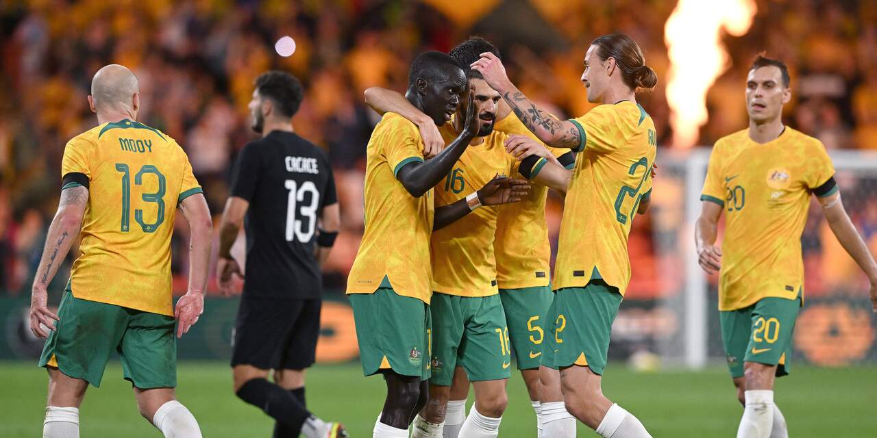 Assistent-coach Hiddink ziet Australië uitzwaaiwedstrijd voor WK winnen