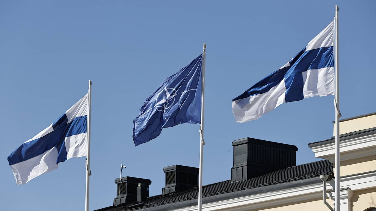 La Finlandia compie un passo storico e si unisce ufficialmente alla NATO |  All’estero