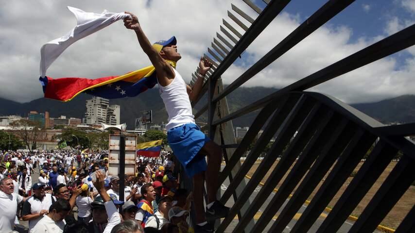 EU verwerpt militaire interventie in Venezuela