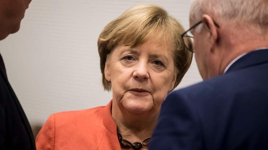 Merkel heeft liever nieuwe Duitse verkiezingen dan minderheidskabinet