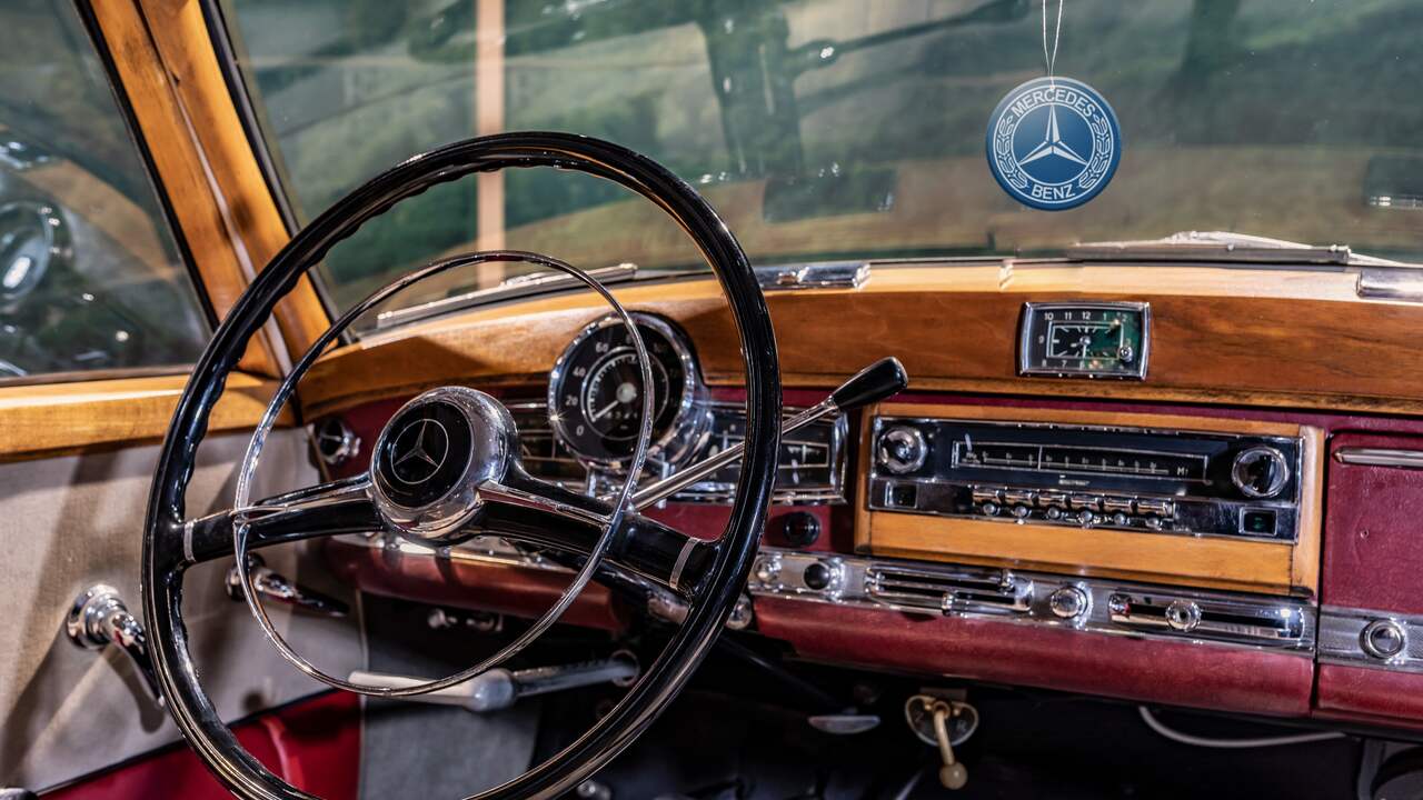 Het museum van Mercedes-Benz in Stuttgart is een van de mooiste automusea ter wereld.