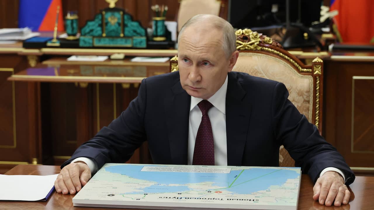 Russian President Putin Signs Decree for Paramilitary Oath of Allegiance