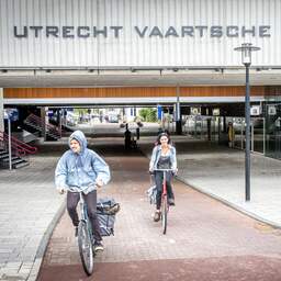 Boete voor treinreizigers die ‘echt dreigende taal’ uitslaan in Utrecht