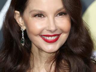 Actrice Ashley Judd klaagt Harvey Weinstein aan voor schade aan carrière